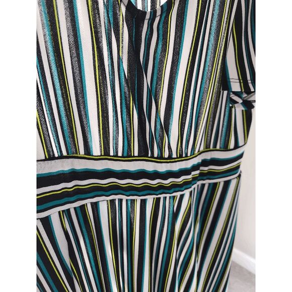 Torrid Midi Crepe Studio Knit Flutter Sleeve Dress Size 1 - Picture 9 of 13